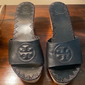Tory Burch platform slides in black